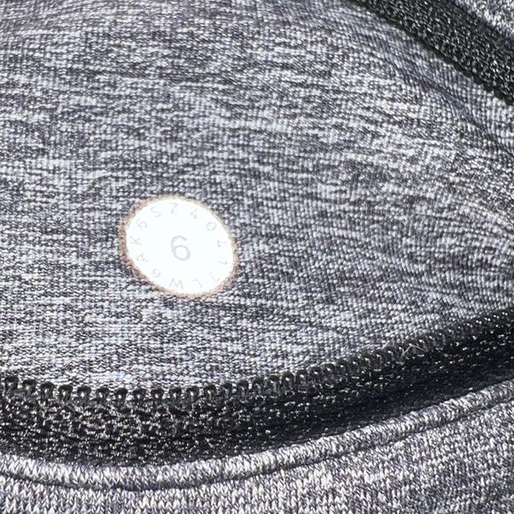 Lululemon leggings - Picture 6 of 7
